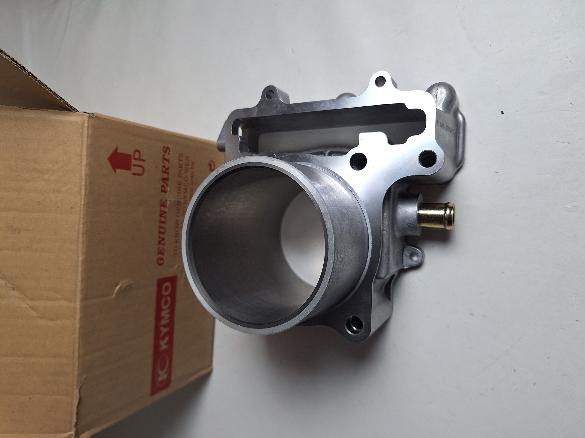 Picture of Kymco  MXU500 2X4 4X4 4T EUROII  ZYLINDER 500CM  12100-LBA2-E00